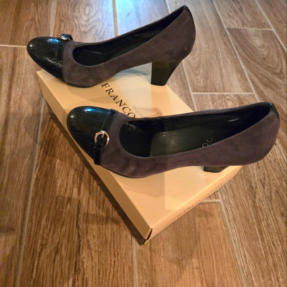 Franco Sartro suade and leather, dark gray, semi chucky pump